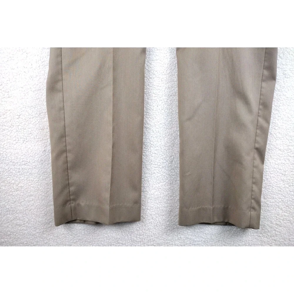 Axist men tan